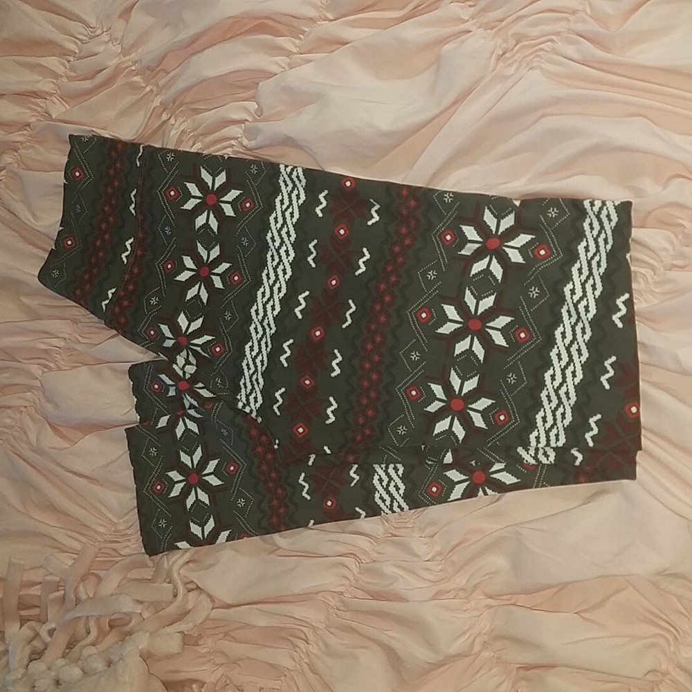 3 for $10 :Patterned Leggings